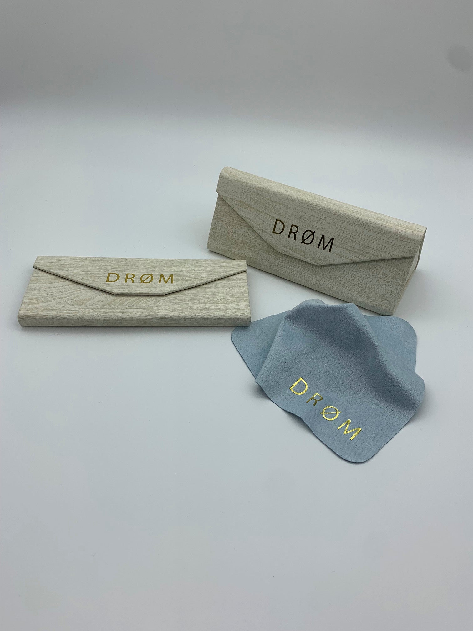 Luca - Clear Light Blue