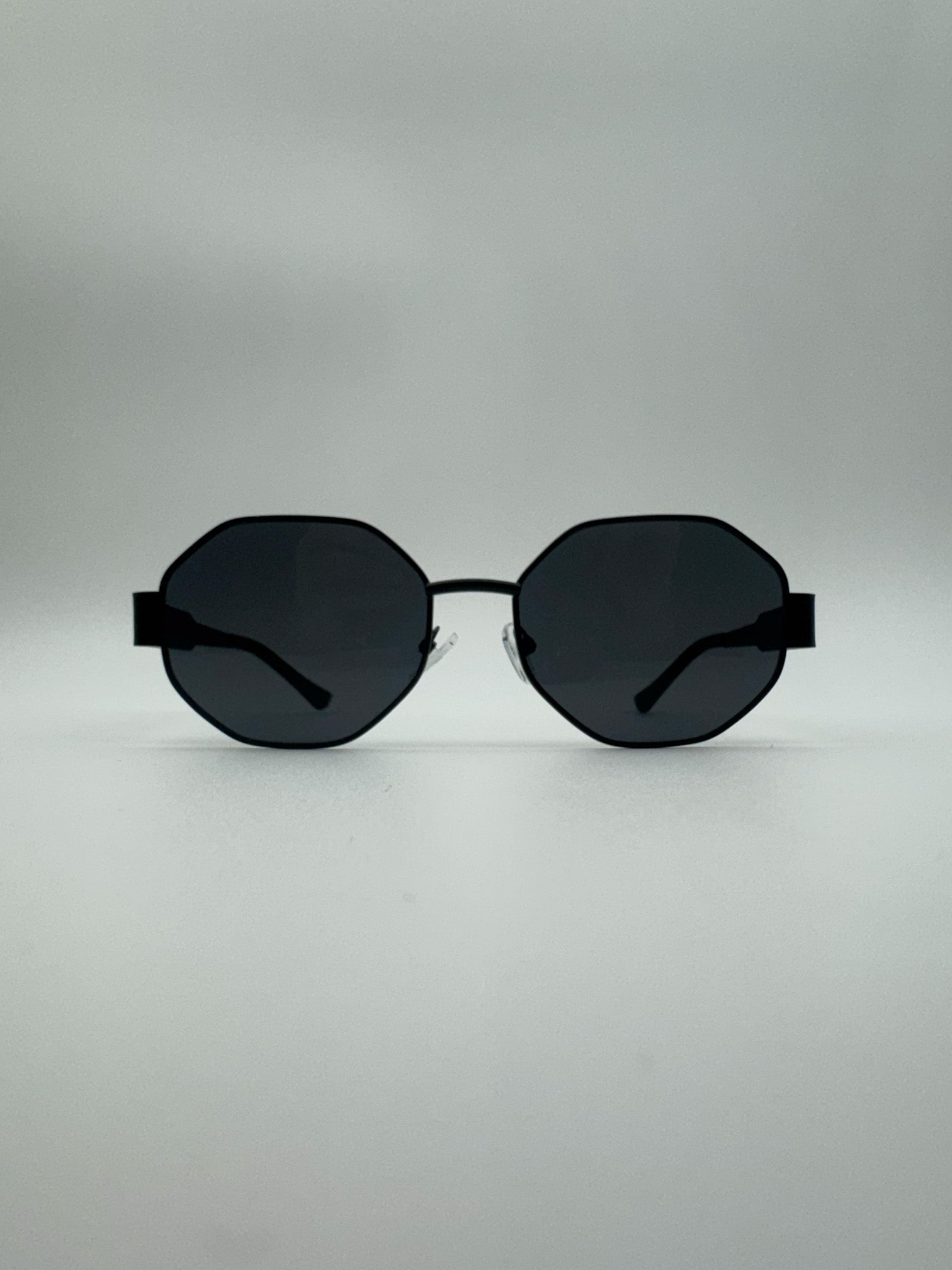 Chris - Black/Black