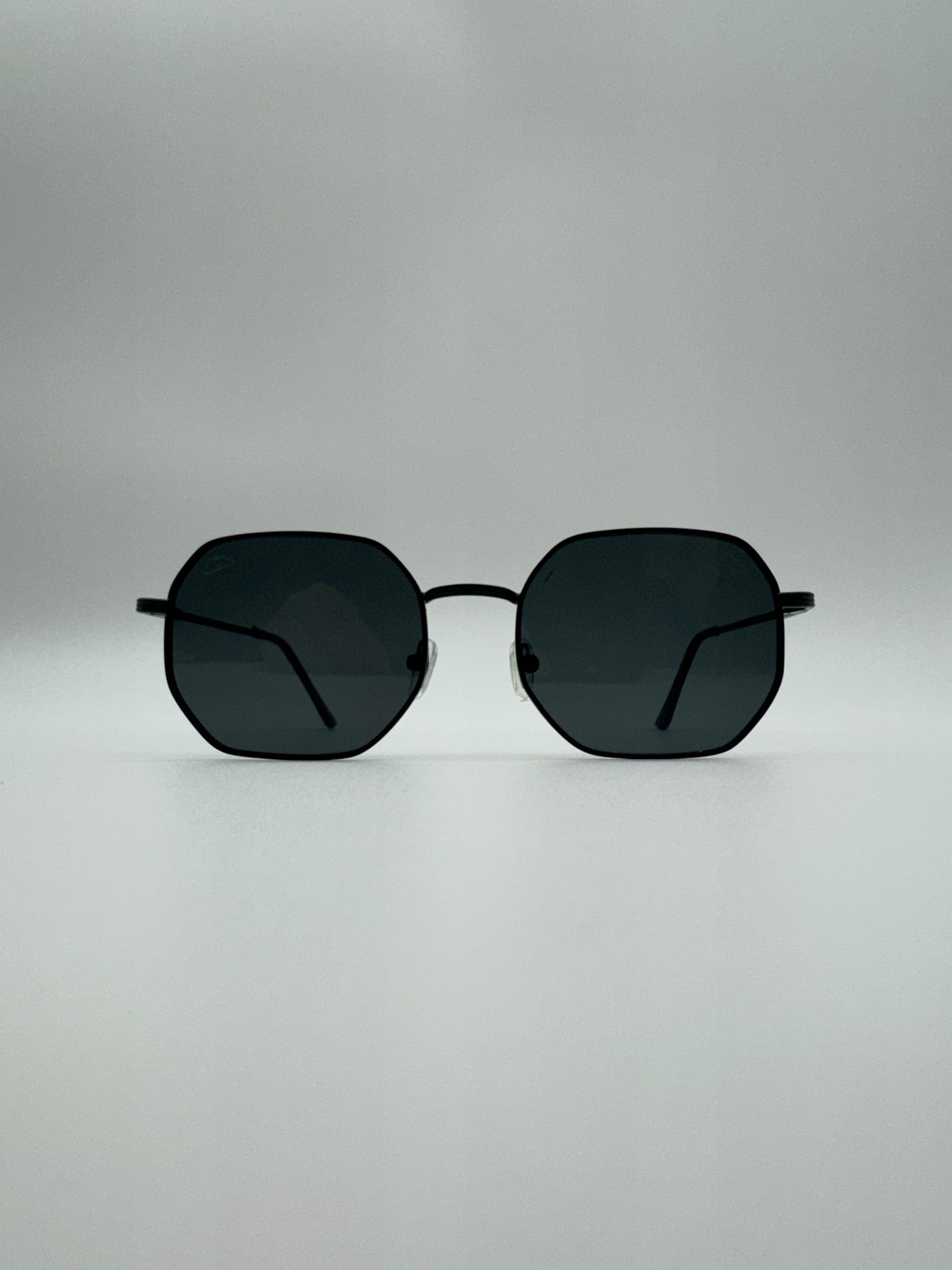Leo - Black/Black