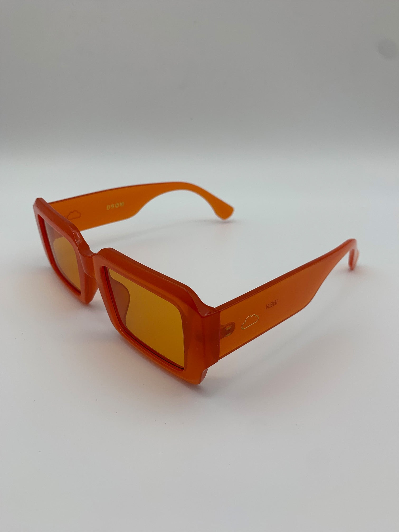 Iben - Clear Orange