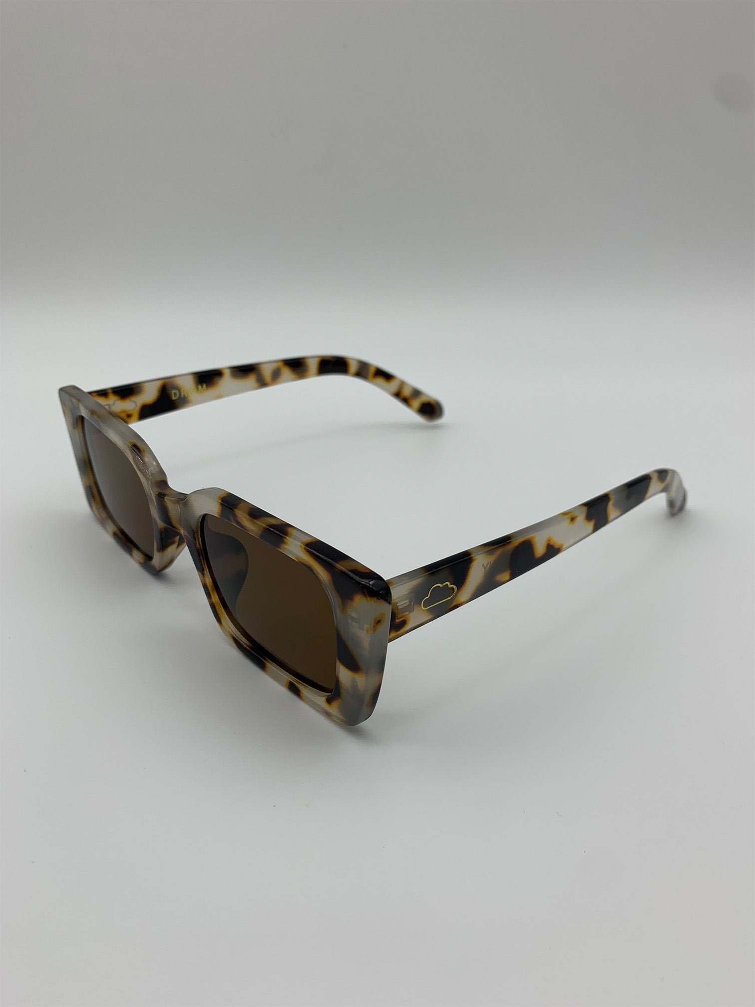 Jenny - Light Tortoise