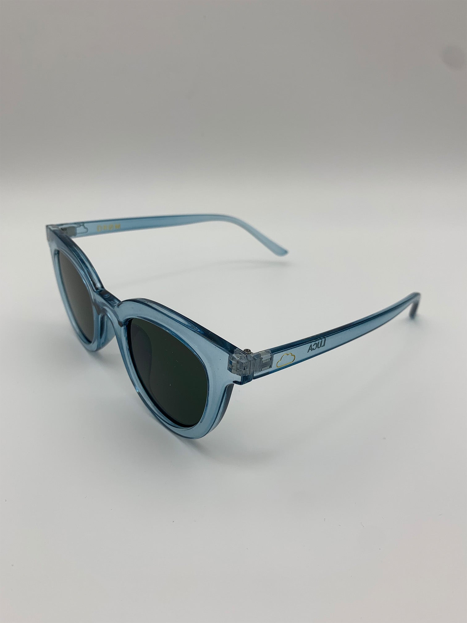 Luca - Clear Light Blue