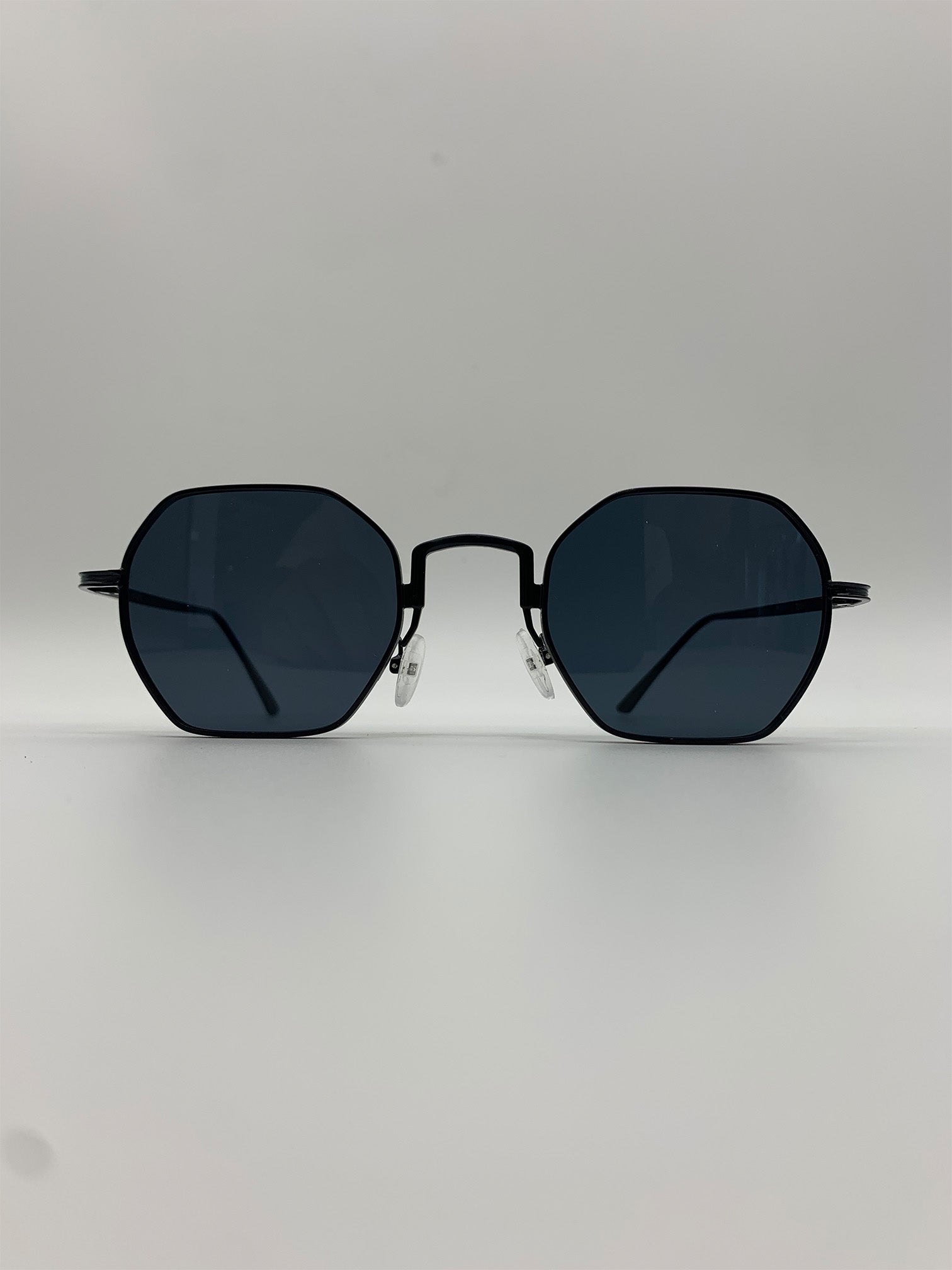 Tony - Black