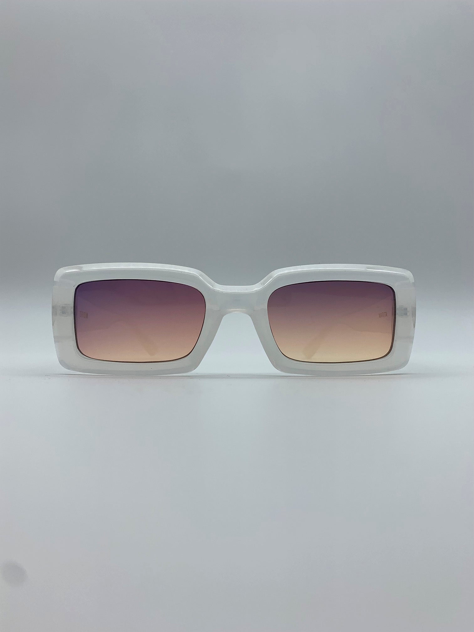 Marita - White