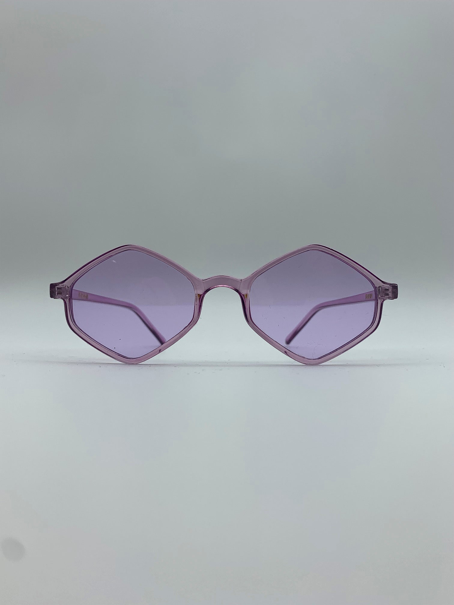 Robin - Clear Light Purple