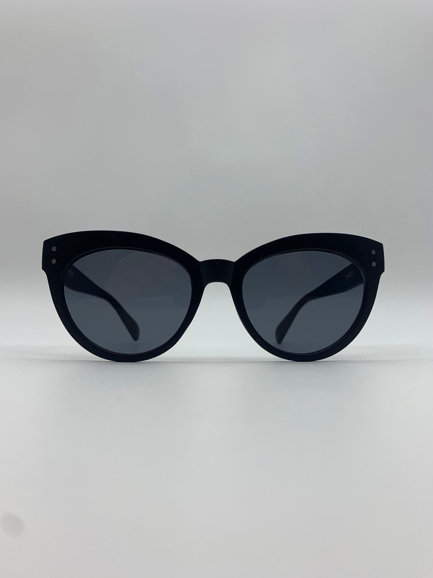 Daniele - Matte Black